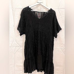 Johnny Was Sz XXL Black Embroidered Eyelet Cap Sleeve V Neck Tunic Top